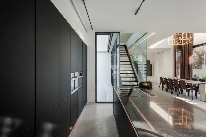 Private house עיצוב התאורה במטבח על ידי קמחי דורי